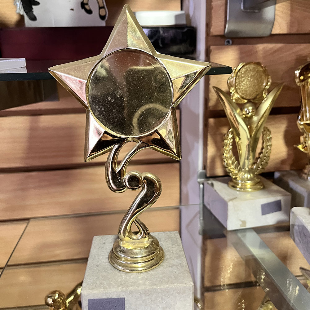 Trofeo Estrella 19 cm - Imagen 2