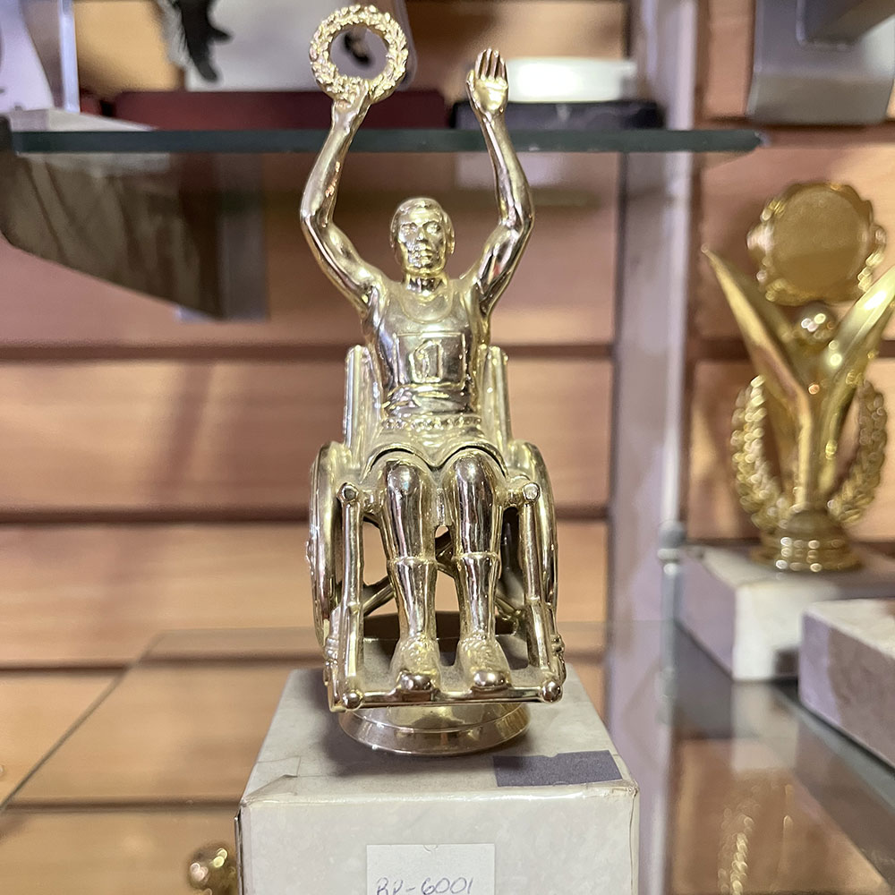Trofeo Paraolímpico Masculino 17 cm Silla rueda - Imagen 2